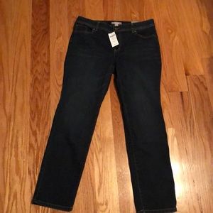 Jeans Chico size 2 short equals woman size 12